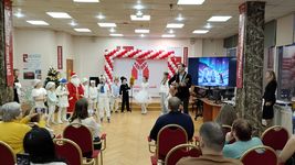 28.12.25 ансамбль «Щедрик» участвовал  в литературно-музыкальной постановке «Новый год с поляриками»